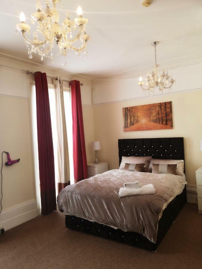 Red Carpet Guesthouse Reading Extérieur photo